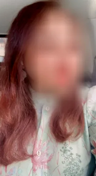 Anja, 32