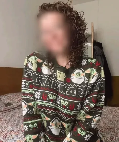 Antonia, 33