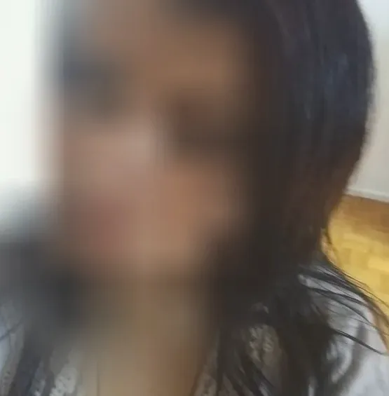 Bettina, 36