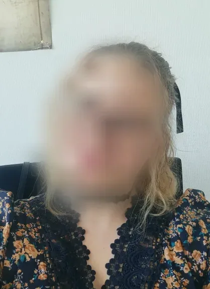 Celine, 32