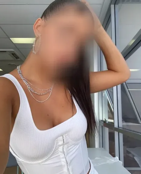 Dragana, 20