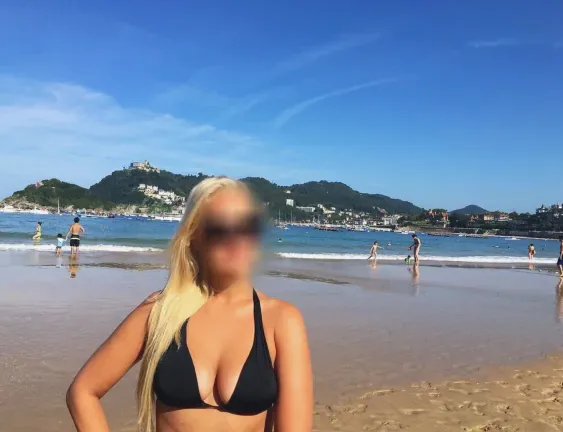 Emily, 35