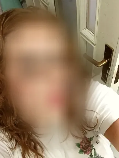 Karin, 26