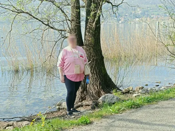 Laura, 40