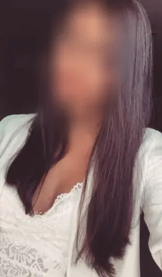 Nora, 28