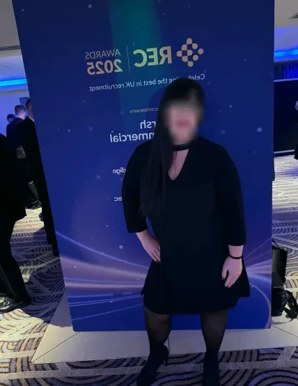 Sarah, 31