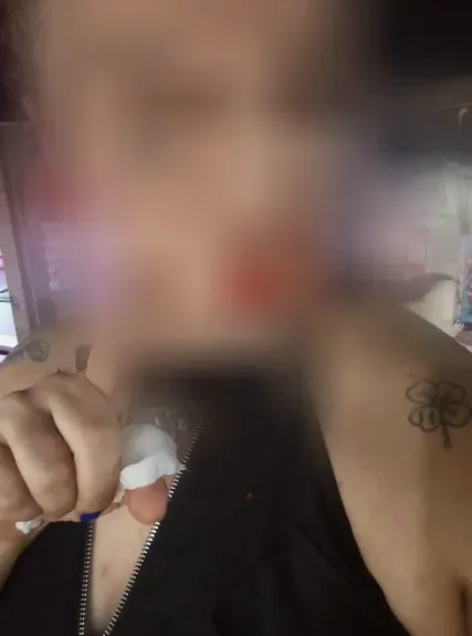 Yvonne, 37